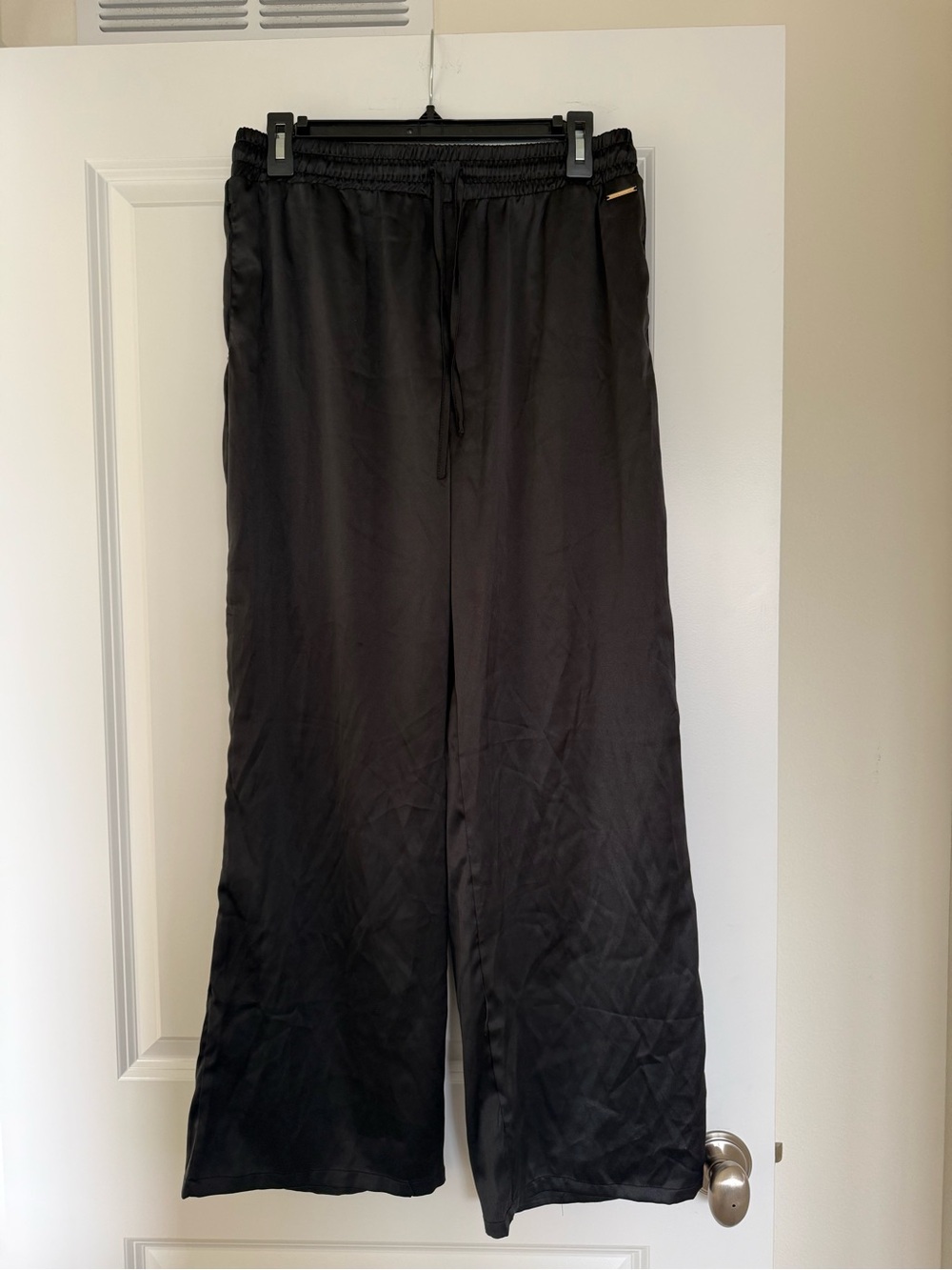 BCBGMaxAzria Black Satin Wide-Leg Pants